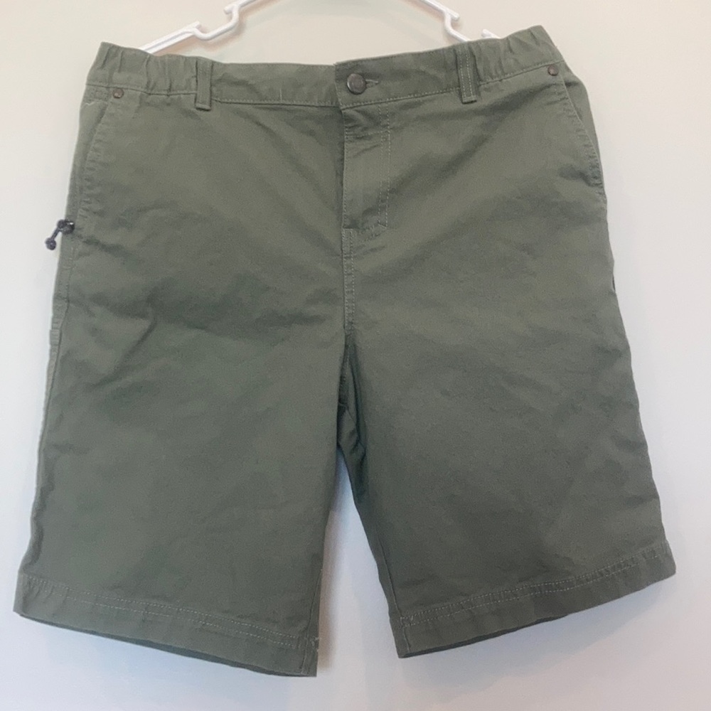 Columbia men’s shorts